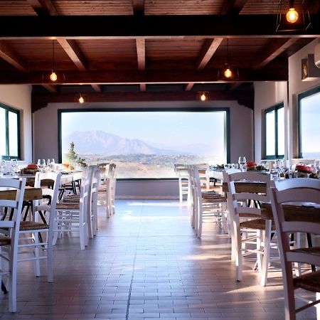 Bed and Breakfast Relais Il Feudo Beltiglio Exterior foto